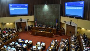 Oposición llega a votación clave de la megarreforma con ocho votos menos