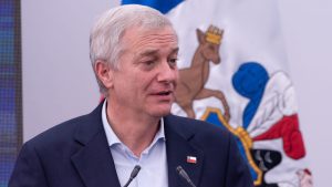 Encuesta Criteria: aprobación del presidente Kast cae al 32% y marca su peor registro desde que asumió