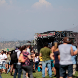 Lolyta Fest: el nuevo festival urbano diurno debuta en octubre en el Hipódromo Chile