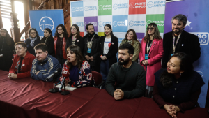 Frente Amplio se alista a renovar su plana mayor, en lo que parece carrera ganada para su actual presidenta