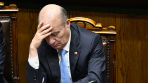 El lío municipal que entrampa al Gobierno y frustró el gran deseo de Quiroz