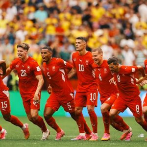 DT de Suiza dispara contra el VAR: “Esa regla destruyó el partido”