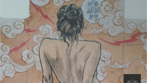 Exposición de arte en La Reina termina en polémica: padres piden retirar obras con desnudez