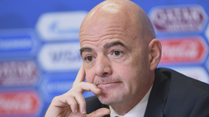 Infantino reconoce llamada de Trump para levantar roja y FIFA mantiene perdonazo a Balogun