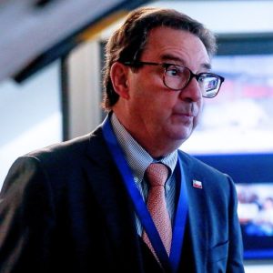 Defensa refuerza despliegue militar por sistema frontal y oposición critica ausencia de ministro Barros