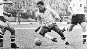 Caso Balogun revive el perdonazo de la FIFA a Garrincha para jugar la final del Mundial del 62'