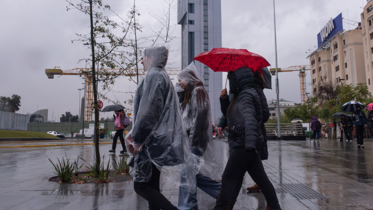 ¿Cuándo vuelve la lluvia a Santiago? El pronóstico del tiempo para esta semana en Región Metropolitana