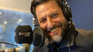 VIDEO - Rafael Cavada deja noticiero de CHV tras complicaciones de salud