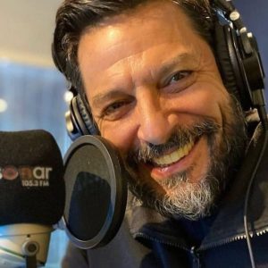 VIDEO - Rafael Cavada deja noticiero de CHV tras complicaciones de salud