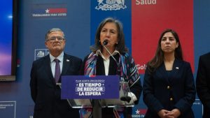La disputa del Minsal y el Colegio Médico por instrucción de atender más pacientes por hora
