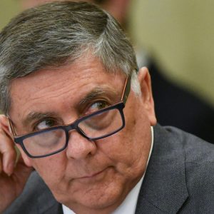 Gobierno descarta plebiscito a la reforma de seguridad y se abre a 