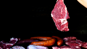 Prevén alza de hasta 20% en el precio de la carne para Fiestas Patrias: los factores que explicarían el aumento