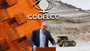 Fontaine define hoja de ruta de Codelco y apunta a asociación con privados