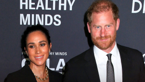 Vuelve a casa la pareja que incomoda a la realeza británica: Harry y Meghan ya están en Inglaterra