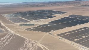 AES Andes inaugura uno de los mayores complejos de energía renovable en Chile