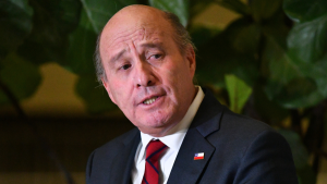 Ministro Quiroz descartó que la capitalización de Codelco conlleve recortes sociales