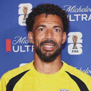 FOTOS - ¡Se acabó la espera! Vozinha ya vuela a Chile para cerrar su incorporación a Colo Colo