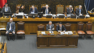 Con apoyo de Pedro Araya (PPD): Senado aprueba compensaciones a municipios y megarreforma es despachada
