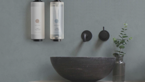 Brika Organics: empresa de cosmética hotelera recicla casi 7 toneladas de envases desde 2019