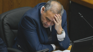 Fidel Espinoza acusa 