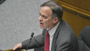 Matías Walker da portazo a reforma constitucional en seguridad: 