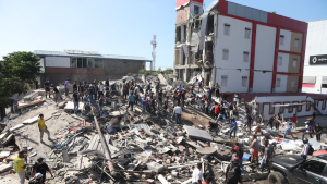 VIDEOS - Terremoto en Colombia: reportes elevan a 70 los muertos y se descarta que tenga posibles efectos en Chile