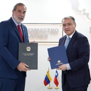 Chile y Venezuela reactivan oficialmente sus relaciones consulares tras intercambio diplomático
