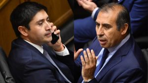 Senadores Calisto (IND) y Gahona (UDI) entre los investigados en trama de presunta corrupción en JUNAEB