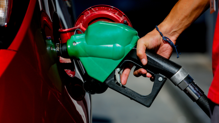 Copec, Shell y Aramco: revisa los descuentos de hasta $300 por litro en bencina durante agosto