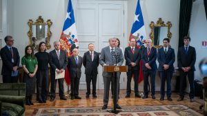 Quiénes están detrás de la comisión que impulsará la reducción de ministerios
