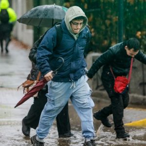 A qué hora comienza la lluvia en Santiago y cuándo será el peak de precipitaciones en la Región Metropolitana