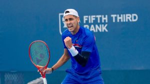 Alejandro Tabilo anota un triunfazo en US Open y avanza a segunda ronda