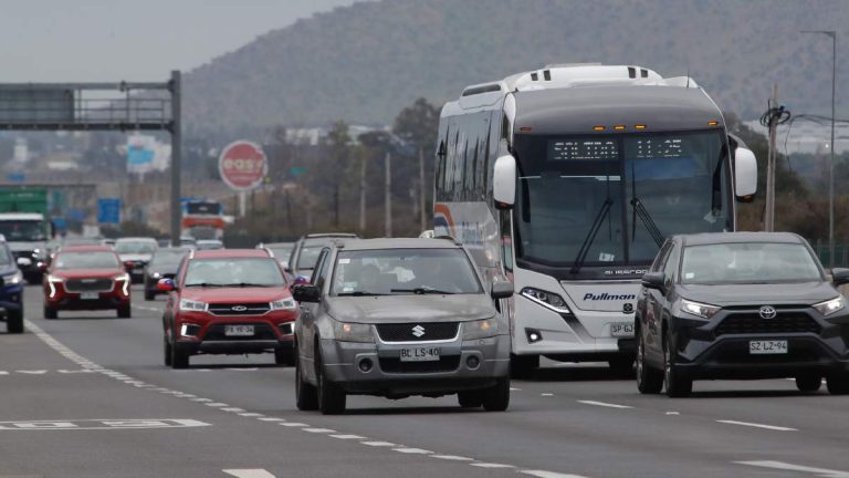 Peaje a luca: Las medidas para el retorno de 180 mil vehículos a Santiago