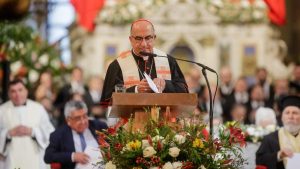 Chomalí pide superar la confrontación política y califica la corrupción como “enemigo número uno”