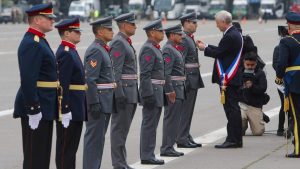 Presidente Kast retoma tradición de 1986 y entrega Medallas al Valor en la Parada Militar