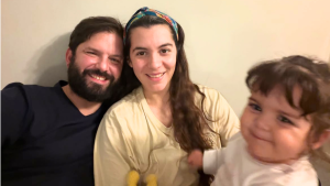 Boric resaltó importancia de la salud pública tras tener a su hija Violeta hospitalizada una semana