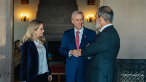Republicanos y libertarios apuntan a reinstalar agenda de indultos en cumbre con Kast en Cerro Castillo