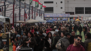 Fondas del Parque O'Higgins ofrecen trabajos con sueldos de hasta $70 mil diarios