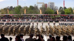 Presidente Kast retoma tradición de 1986 y entrega Medallas al Valor en la Parada Militar