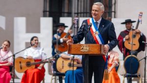 Presidente Kast encabeza esquinazo en La Moneda y llama a recuperar el orgullo por Chile