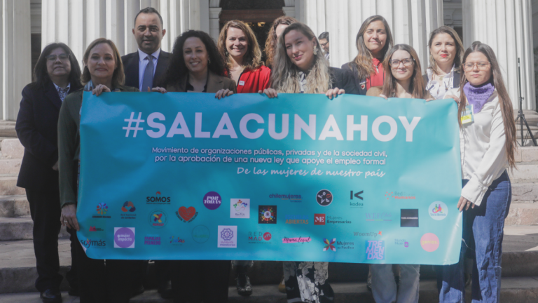 Cadem: 62% cree que Sala Cuna Universal es un derecho para los niños y no un beneficio laboral