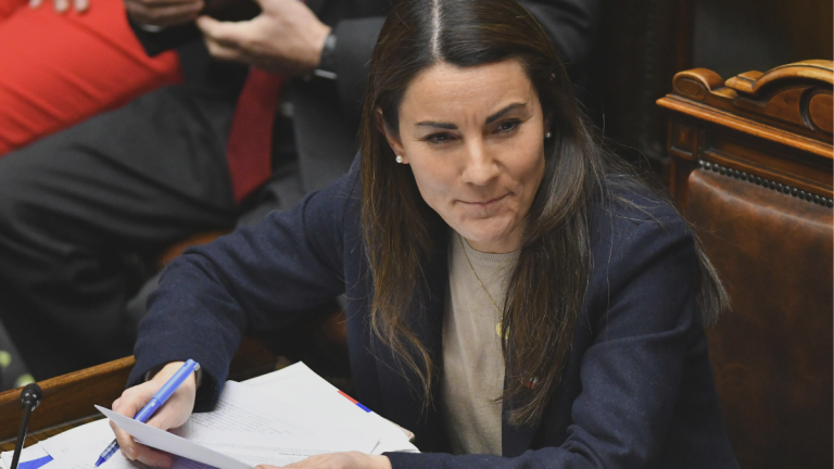 Ministra de Educación: 