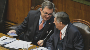 Alvarado respalda a Barros por Malvinas: 