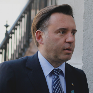 Alcalde de Punta Arenas y comercio con Malvinas: 