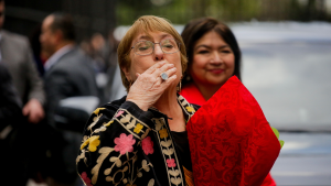 ¿A qué viene Bachelet?: La apuesta de la expresidenta por ordenar a la oposición