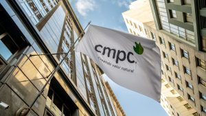 CMPC vende 60 mil hectáreas forestales a grupo ligado a JP Morgan por US$365 millones