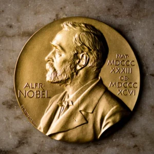 Celebrar el Nobel, recortar el futuro