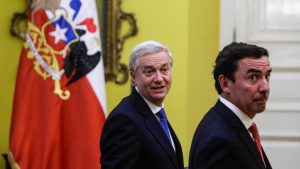 ¿Es la rebaja de penas para Kast lo que fueron los indultos para Boric?