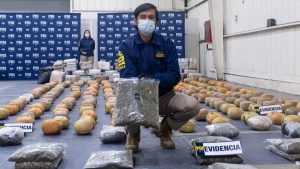 Operación Cafeteros: incautan 2,7 toneladas de droga, granadas y armas a banda internacional