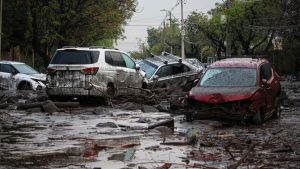 Alcaldesa San Martín reporta más de 2 mil viviendas con daños y 55 anegadas tras aluvión en Las Condes